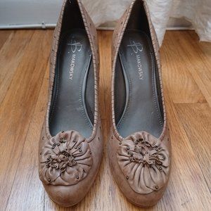 B. Makowsky Tan nude Heels